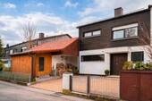 Nordansicht - 5 Zimmer Doppelhaushälfte zum Kaufen in Eching
