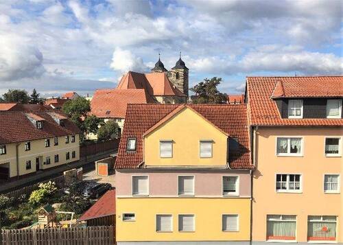 Ausblick - 2-Raum-DG-Wohnung mitten in der Oscherslebener City!
