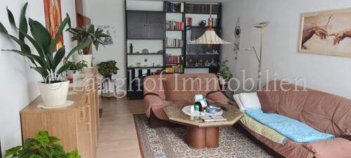 Wohnzimmer - 2 Zimmer Etagenwohnung in Nürnberg