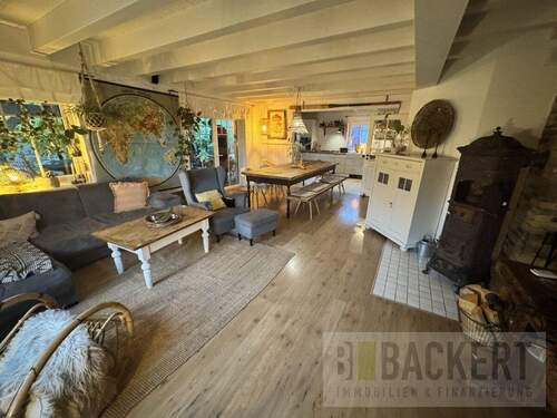 Wohn-/Esszimmer - 6 Zimmer Einfamilienhaus zum Kaufen in Kulmbach