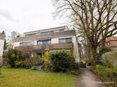 Hausansicht Balkonseite - 2 Zimmer Etagenwohnung zum Kaufen in Nürnberg