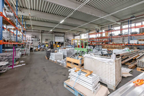 Lager/ Produktion - 