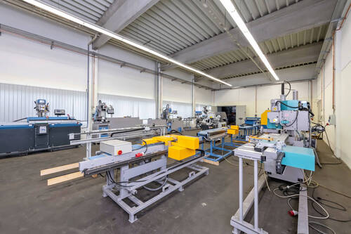 Lager/ Produktion - 