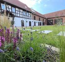 Zu Hause ankommen - sanierter Bauernhof wartet auf junge Familie | Viel Platz für Hobby und Gewerbe | Tierhaltung möglich | Idyllische Lage! - Rudolstadt Haufeld