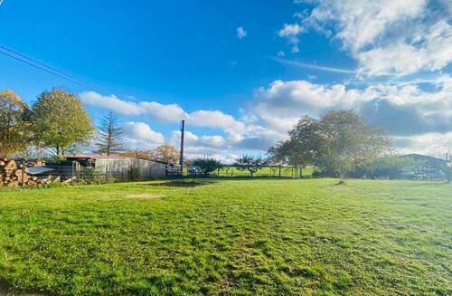 Wiese hinter der großen Scheune - 