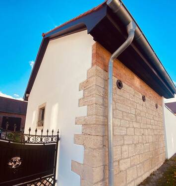 Einladende Straßenfront - 7 Zimmer Bauernhaus, Landhaus in Rudolstadt