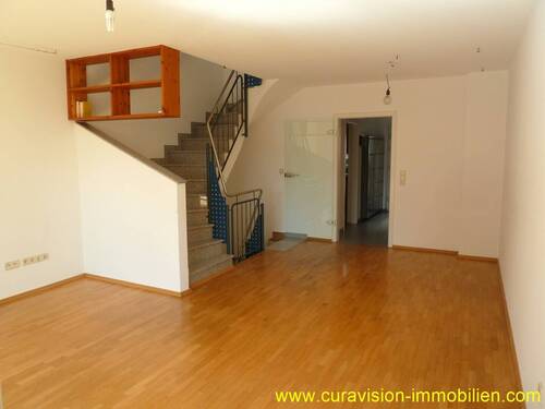 Wohnzimmer 4. Ansicht.JPG - Mehrfamilienhaus, Wohnhaus mit 120,00 m&sup2; in Walluf zum Kaufen