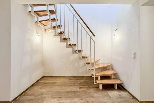 Treppe Wohnung/Hobbykeller - 