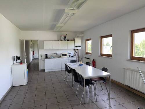 Bürotrakt Aufenthalt - 