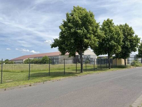 Ansicht von der Straße - Halle in Ohrdruf