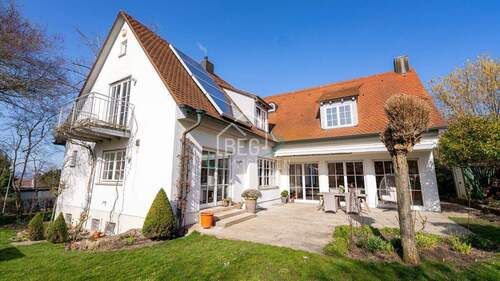 Terrasse - Einfamilienhaus mit Einliegerwohnung, Sauna in schöner Lage auf dem Klingenberg