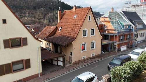 Bild 1 - +++ Charmantes Einfamilienhaus mit Südausrichtung, Wintergärten, Carport in bevorzugter, ruhiger Wohnlage+++