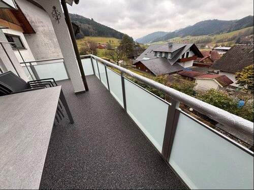 Balkon EG - 8 Zimmer Einfamilienhaus in Nordrach