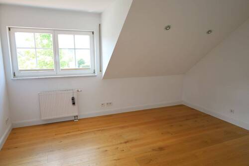 Zimmer 2 - 