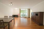Wohn- und Essbereich - 2 Zimmer Etagenwohnung zum Kaufen in Frankfurt am Main