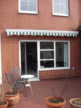 Terrasse vor dem Wohnzimmer - 