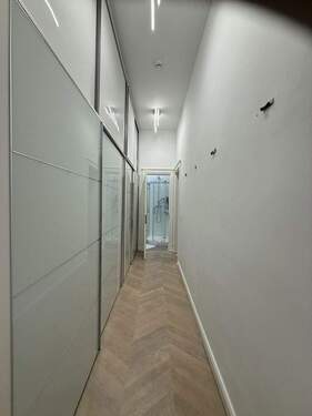 Flur mit Garderobe - 