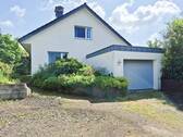 Hausansicht Straße - 5 Zimmer Einfamilienhaus in Espelkamp