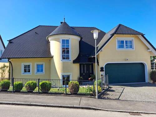 Hausansicht Norden - Einfamilienhaus mit 218,00 m&sup2; in Scheyern zum Kaufen