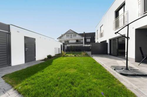 Garten - Doppelhaushälfte mit 156,00 m&sup2; in Großhabersdorf zum Kaufen