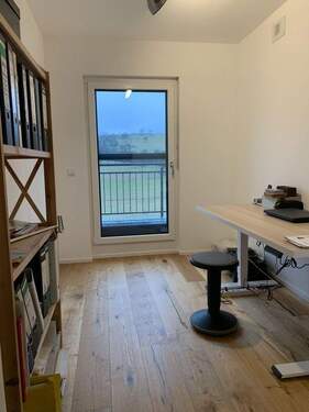 Büro mit Balkon - 