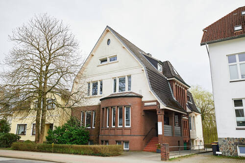 Straßenansicht - Individualisten aufgepasst! Wohn- oder Geschäftshaus in erstklassiger Lage von Elmshorn
