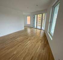 Modern wohnen: Tiefgarage, EBK, großer Balkon und top Aussicht - Erlangen Anger