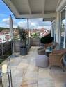 Balkon Wohnzimmer - Moderne, hochwertige 5,5-Zimmer Maisonette-Wohnung in Friedrichshafen!!