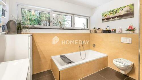 1. OG Badezimmer 1 - 