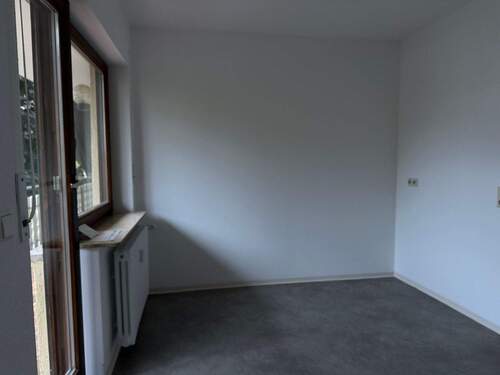 Essen - 3 Zimmer Etagenwohnung zur Miete in Sasbach am Kaiserstuhl