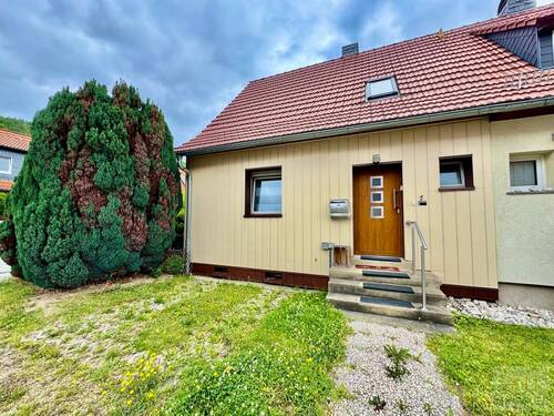 IMG_6701 - Klein, aber oho: Reihenendhaus mit Gartenidylle