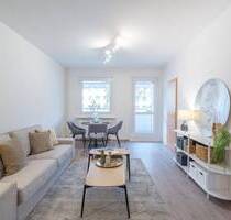 Dreizimmmerwohnung mit Balkon und Küche- Frei zum Einzug - Dresden Gorbitz-Süd