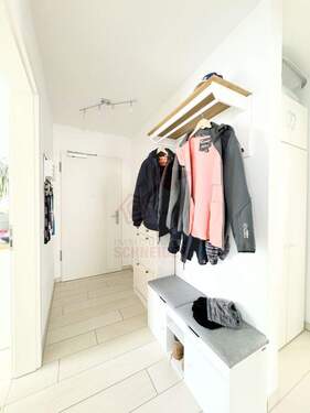 Flur I - 2 Zimmer Etagenwohnung zum Kaufen in Karlsfeld