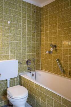 Bild 2 - 2 Zimmer Etagenwohnung zum Kaufen in Bad Herrenalb