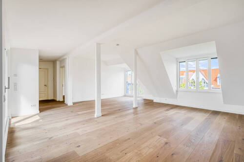 Wohnung 17 Wohnen Blick Eingang - Etagenwohnung mit 163,00 m&sup2; in Berlin zum Kaufen
