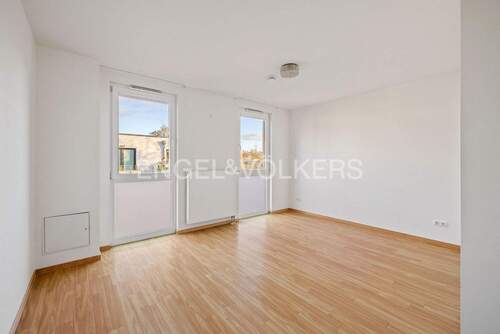 Zimmer 1 - 4 Zimmer Etagenwohnung in Hamburg