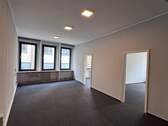 Büroräume - Büro mit 429,00 m&sup2; in Kassel zur Miete