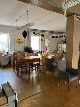 Gewerbe - 7 Zimmer Mehrfamilienhaus, Wohnhaus in Putlitz