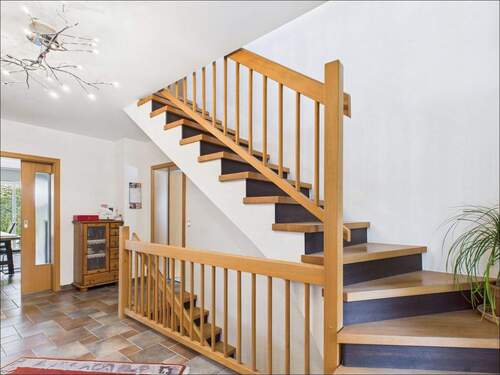 Eingangsbereich - Einfamilienhaus mit 220,10 m&sup2; in Kahl am Main zum Kaufen