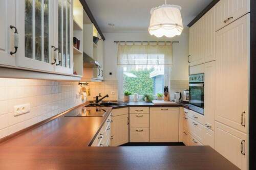 Küche - 6 Zimmer Einfamilienhaus zum Kaufen in Hamburg