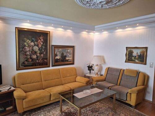 EG Wohnen - Mehrfamilienhaus, Wohnhaus mit 224,00 m&sup2; in Neufahrn bei Freising zum Kaufen