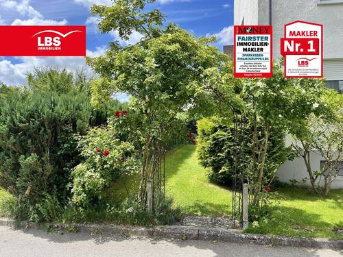 Garten - Große ETW mit Garage Stellplatz Keller komplett modernisiert sofort frei