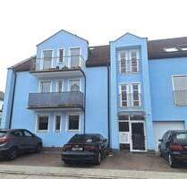 **Wohntraum für Groß und Klein** Sehr reizvolle 3,5 Zi.-Dachgeschosswhg. +2 Stpl. in Eching (S1)