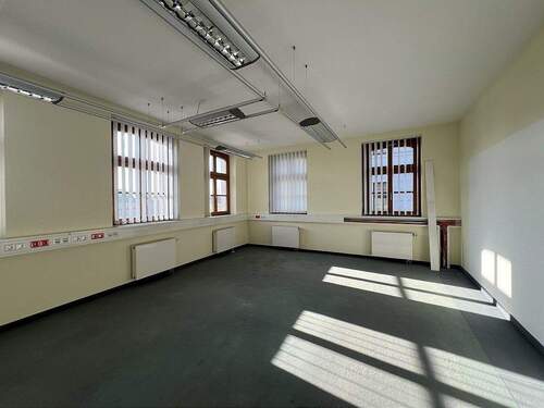 Büro im OG - 