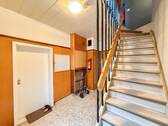 EG Flur/Treppenhaus - 1 Zimmer Mehrfamilienhaus, Wohnhaus in Bad Marienberg