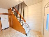 EG Flur/Treppenhaus - Mehrfamilienhaus, Wohnhaus in Bad Marienberg zum Kaufen