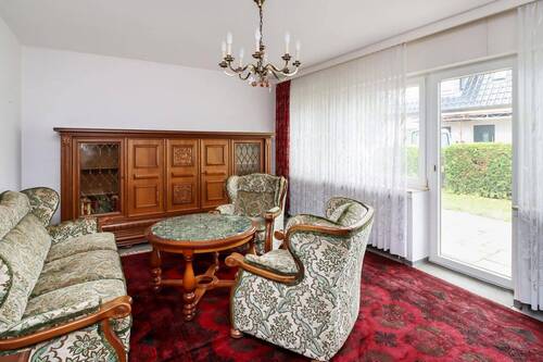 Wohnzimmer EG - 6 Zimmer Einfamilienhaus zum Kaufen in Bad Salzuflen