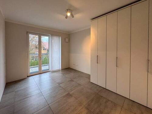 Kinderzimmer/Büro - 