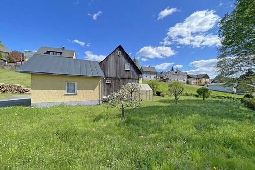 Garten mit Scheune - 