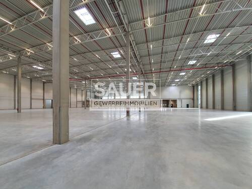 Halle innen - Halle zur Miete in Berlin